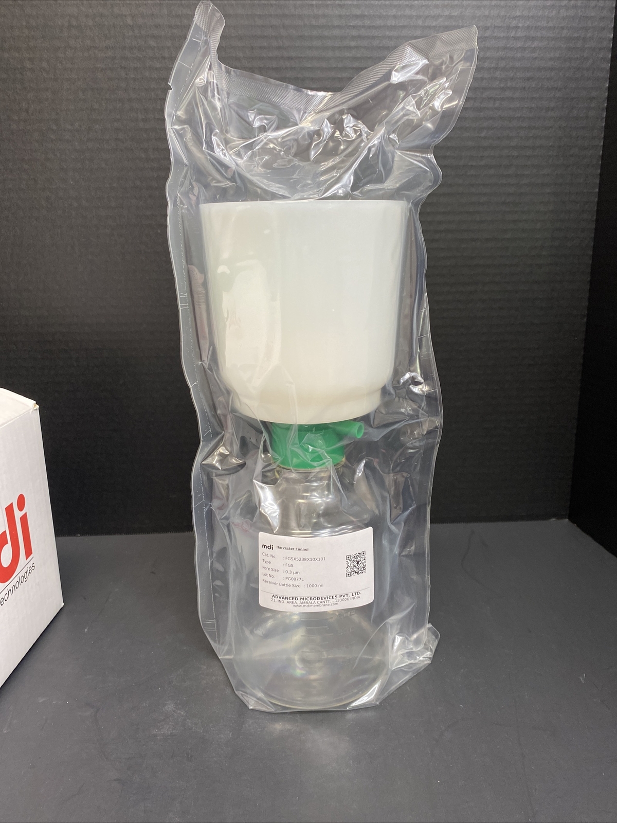 MDI Membrane Harvester Funnel 0.3 um with 1000 ml Receiving Bottle