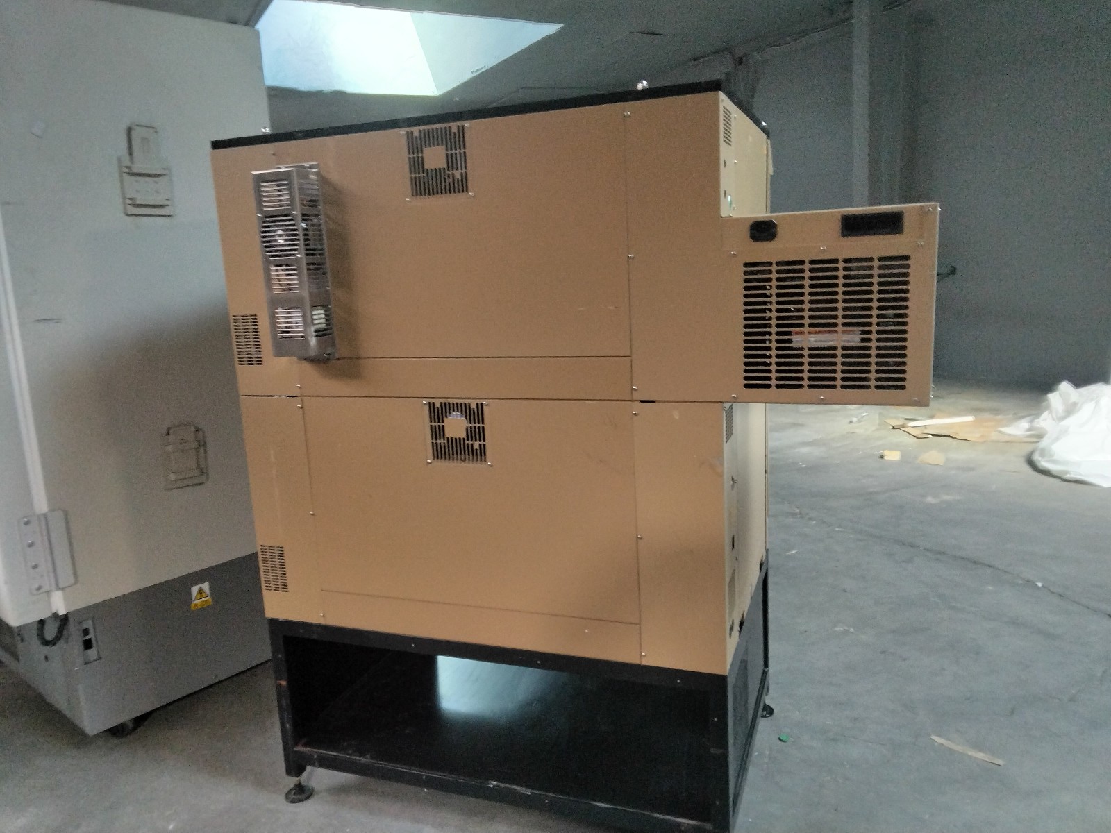 ATR Multitron HT Infors Double Stacked Incubator Shaker, Model AJ140 Tested