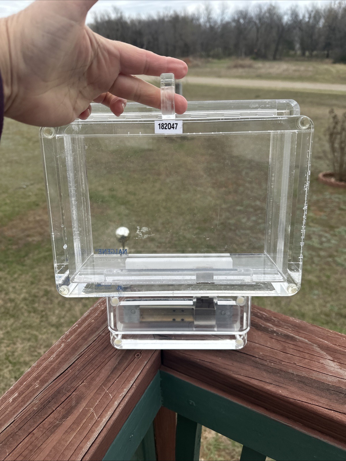 VTG Nalgene Scientific Acrylic Lab Locking Storage Container w/Simplex Lock