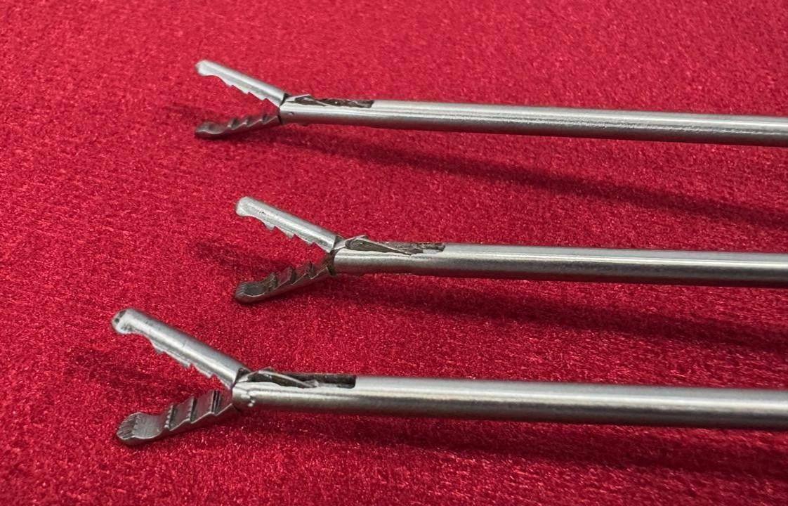 3-nos Laparoscopic PCNL Alligator Forceps 9FR 40cm Endoscopy Reusable Instrument