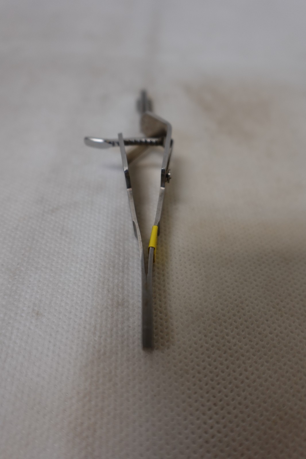 Miltex #11-16 Cross Action Retractor 4″ Blunt Prongs Surgical Germany Stainless