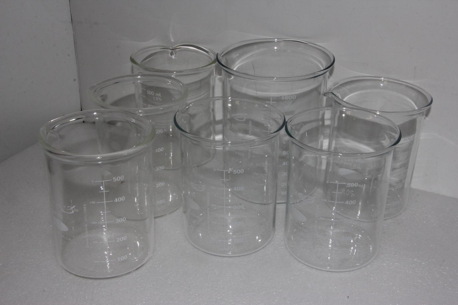 Lot of 12 VWR ASSORTED BEAKERS 600ml 400ml 1000ml