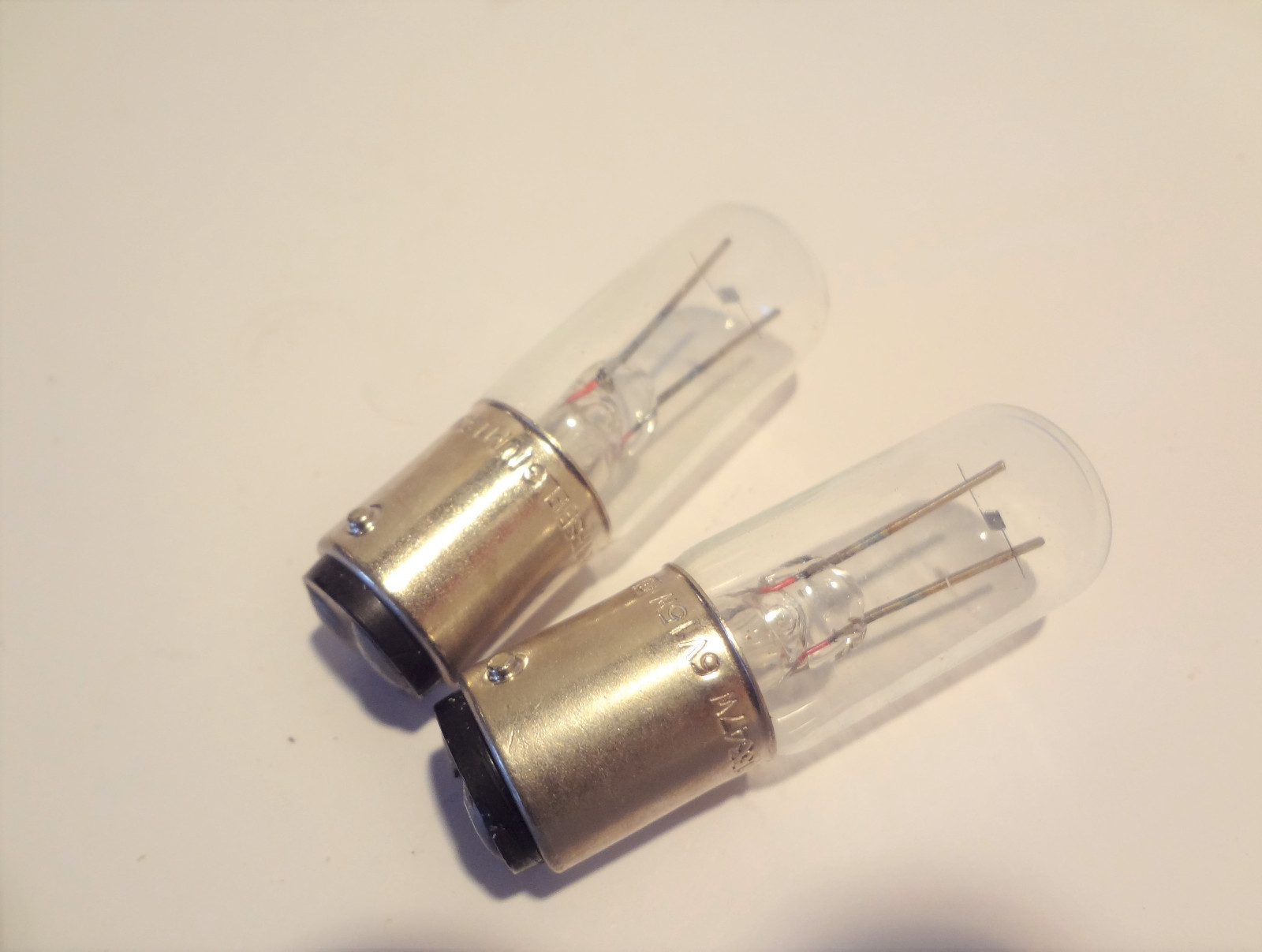 LEITZ LEICA 6 VOLT 15 WATT BULB #500012 PHILLIPS #13347W NIKON #77903 QTY (2)