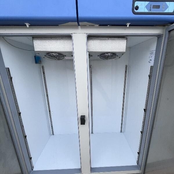 Thermo Scientific Revco Lab Freezer -30 C Upright 2 Door 51.1 cu. ft.