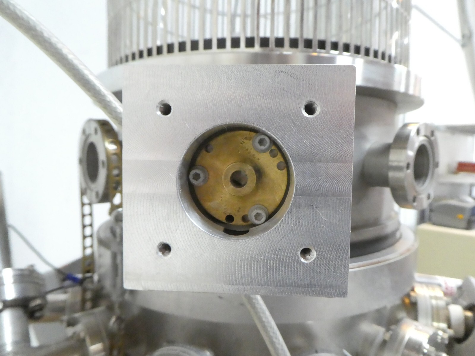 Varian 932-0032 Multi Port Experiment Ion Pump Vacuum Chamber VSEA Untested