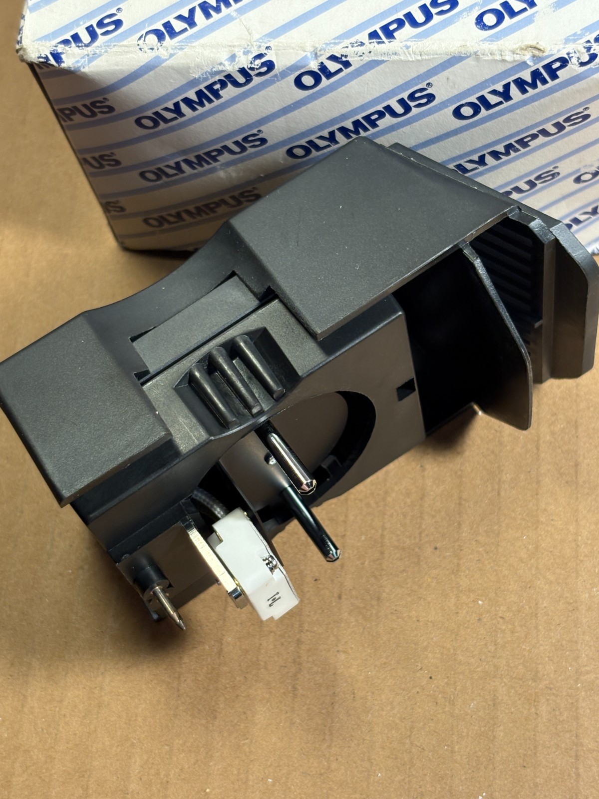Olympus U-LS30-4 Lamp house Light Source Halogen 6V 30W for BX -41 Microscope