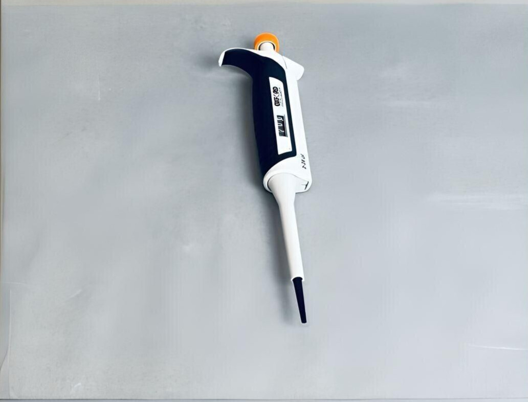 Oxford Accupet Pro Pipette 20 ul Single Channel Set of 3 Pipettes