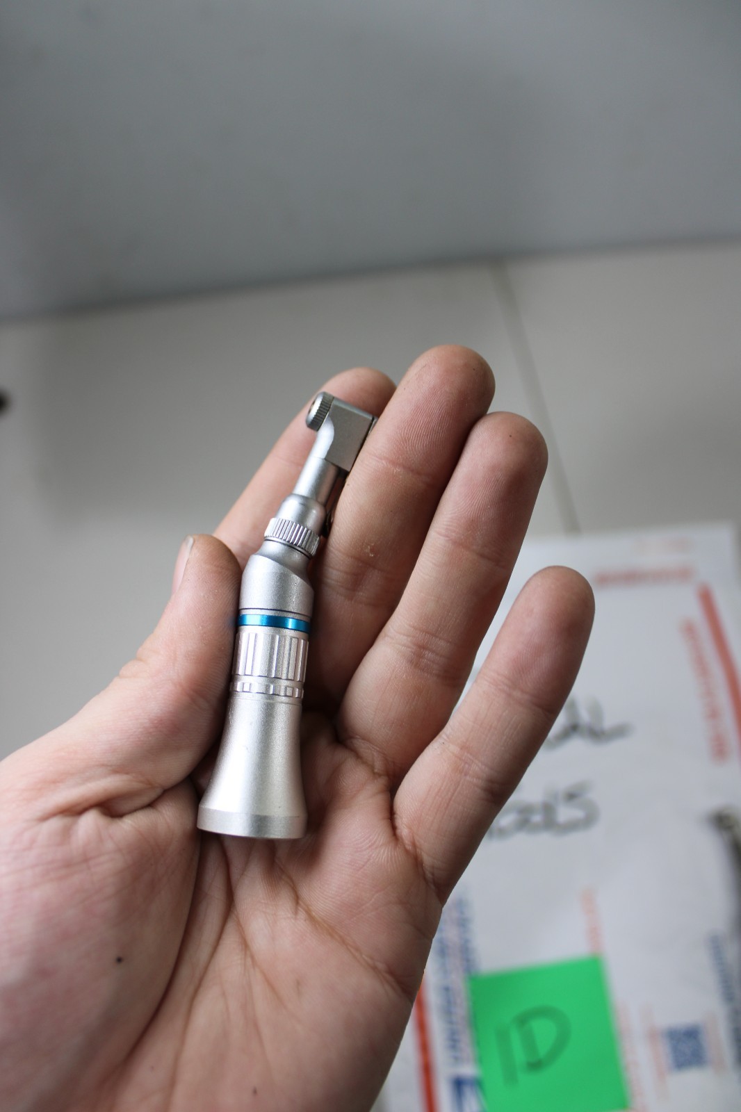 Midwest Tradition Screw Type FiberOptic Dental Handpiece contra angle waterspray