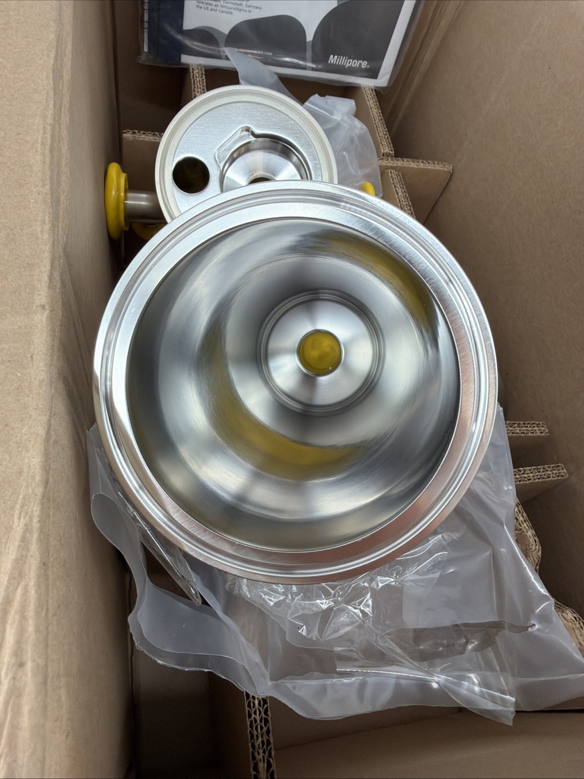 Millipore H1RT1G01CC Single-Round T-Line Sanitary Filter Housing, S4000, 10in