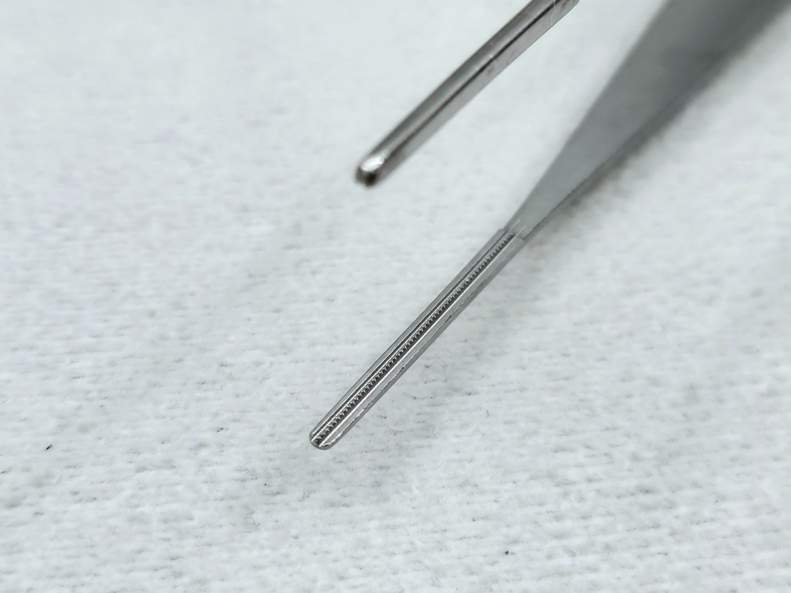 Jarit 320-114 DeBakey-Diethrich Coronary Artery Forceps, Delicate 1.2 mm, 210 mm