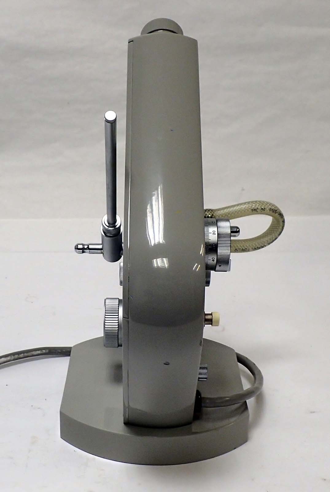 FISHER LR45302 ABBE REFRACTOMETER A300A 110V 0.5A BENCHTOP w/ METAL CASING