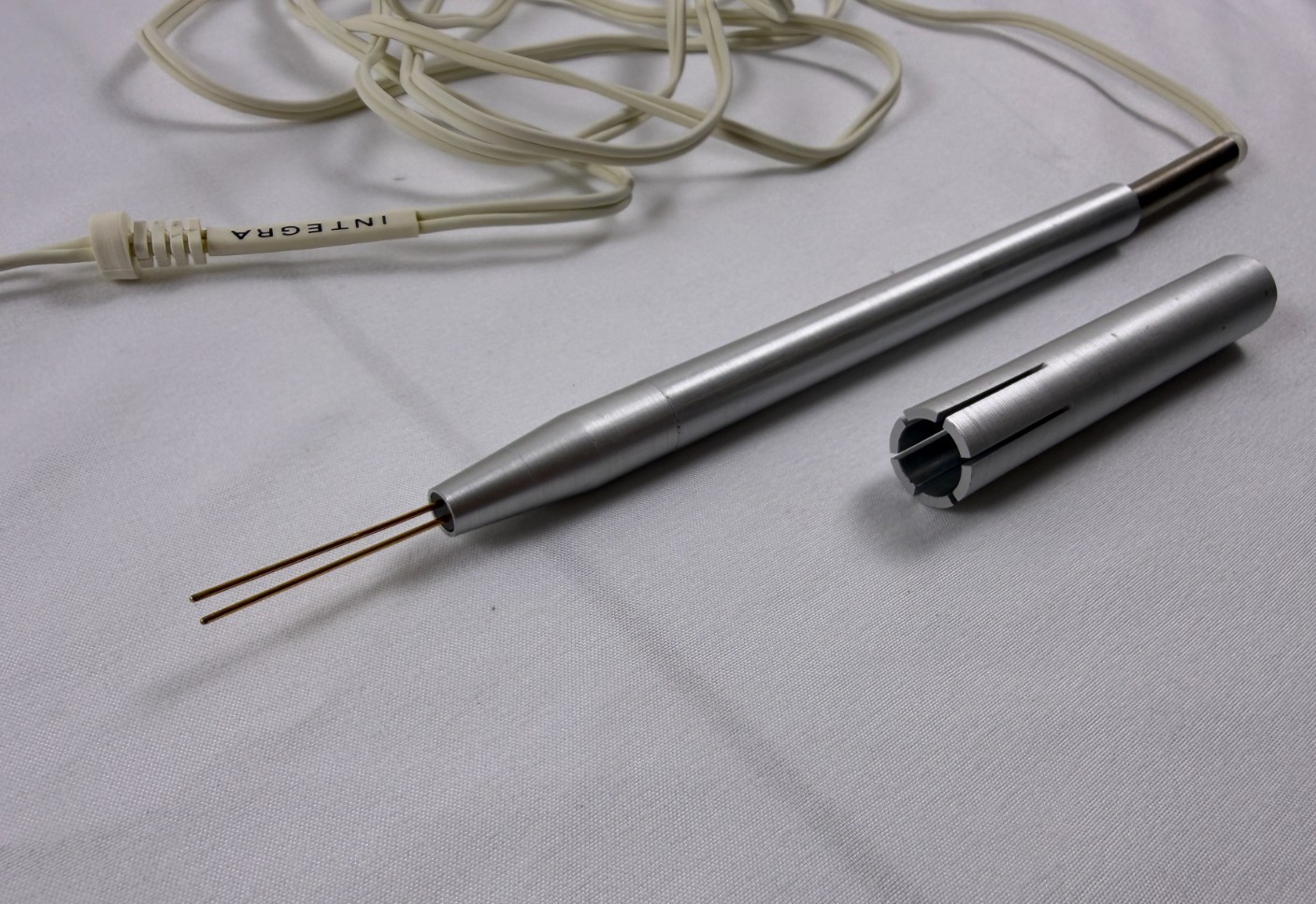 Integra Radionics Peña Muscle Stimulator Probe Bipolar